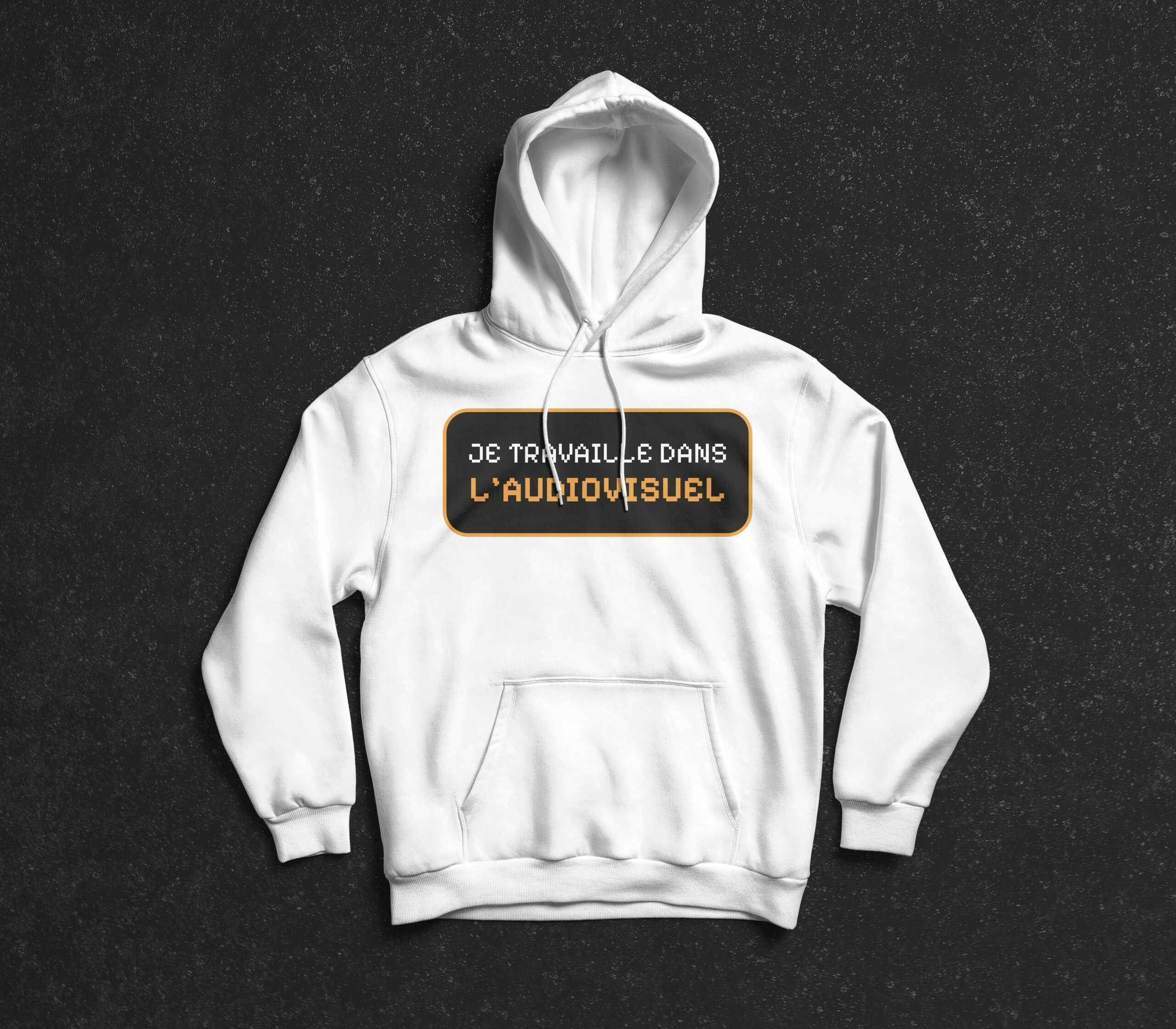 Pull capuche blanc "Mes projets sont en 4K, mon compte est en 360P"